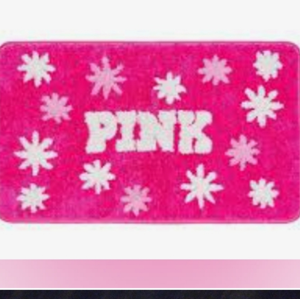 VS/PINK NIP LONG BATH MAT SUPER CUTE!!!